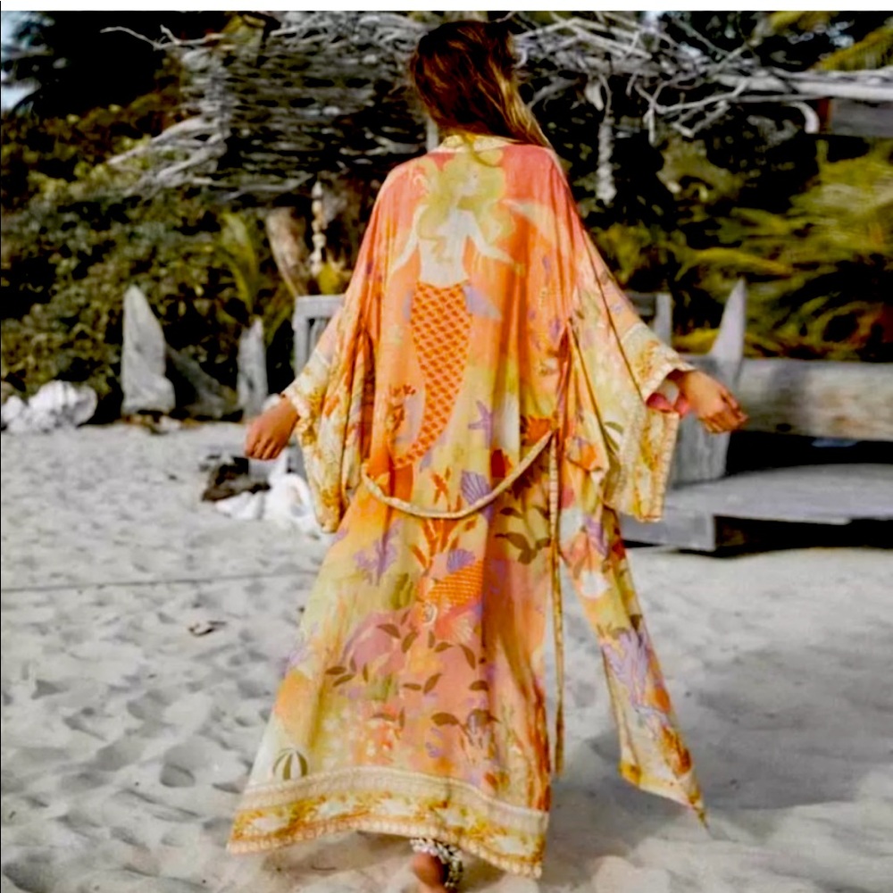 Kimono/robe. Never worn NWT